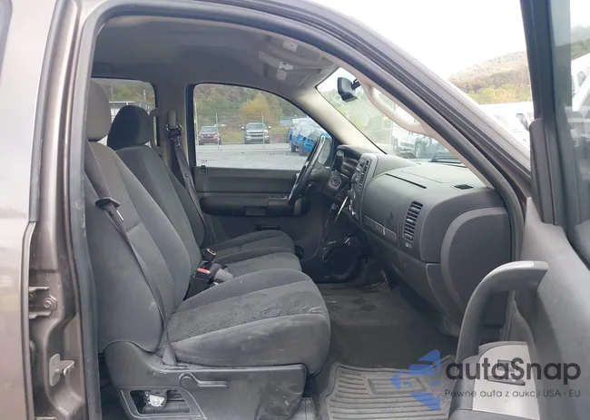 2GCEK13J681327626: 43283161