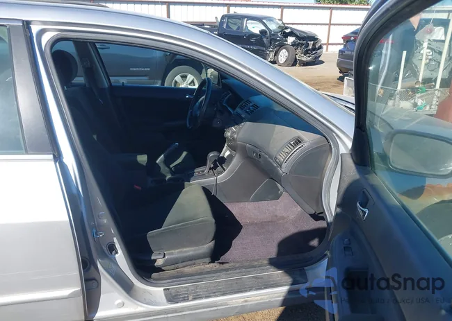 1HGCM56416A170980: 43283364