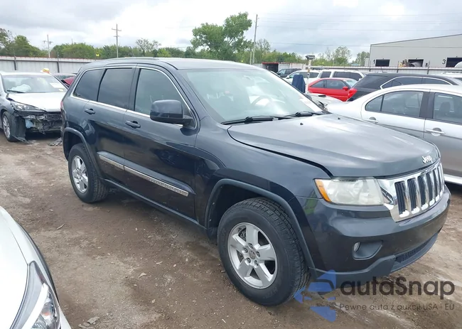 1C4RJEAG3DC550147: 43282613