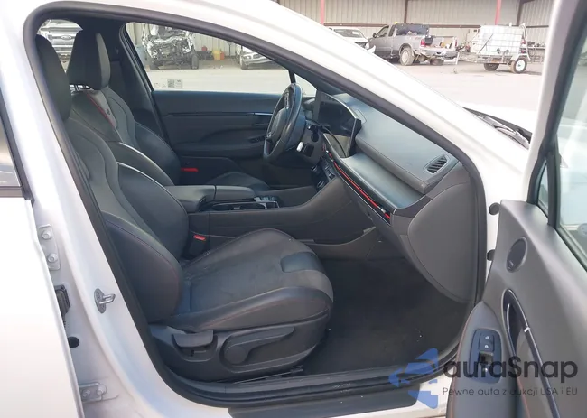 KMHL54JC2RA352112: 43282631