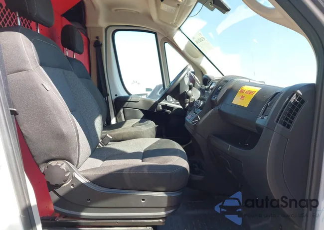 3C6TRVAG5LE127258: 43282666