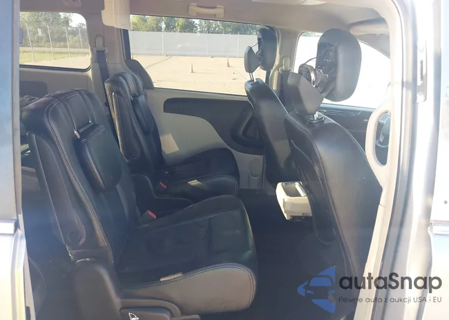 2C4RC1BG3GR267843: 43282700