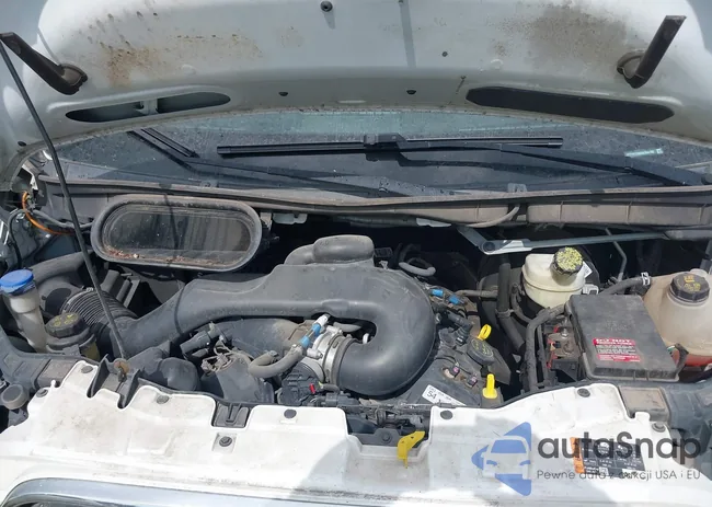 1FTYR1ZM3GKB04100: 43282701