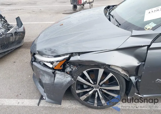 1N4BL4CW4NN302902: 43282779