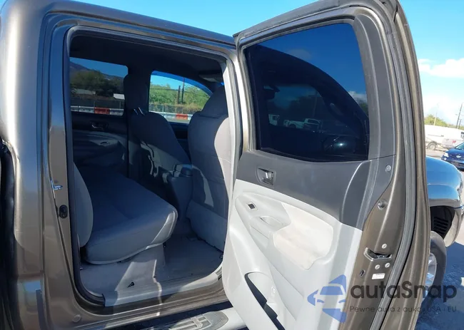 3TMJU4GN5AM094683: 43282786