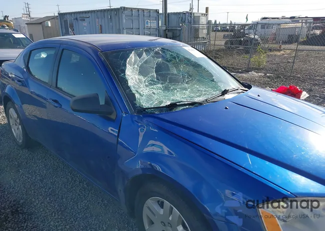 1C3CDZAB8DN753228: 43282791