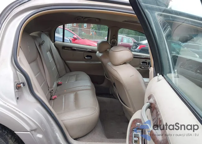 1LNHM82W81Y680168: 43283868