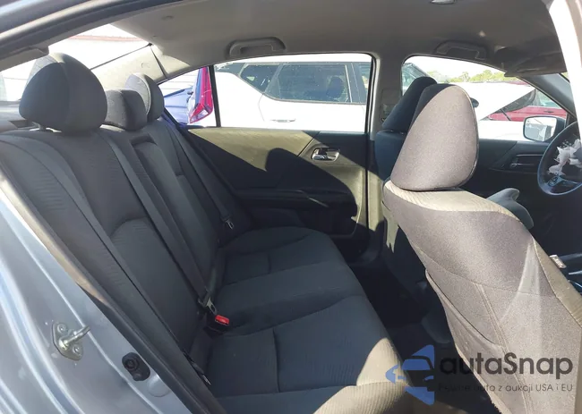 1HGCR2F38HA222549: 43283727