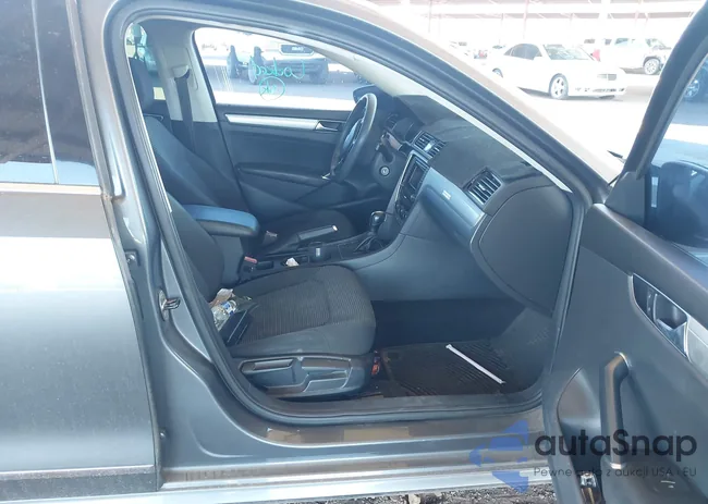 1VWAT7A31HC053536: 43284794