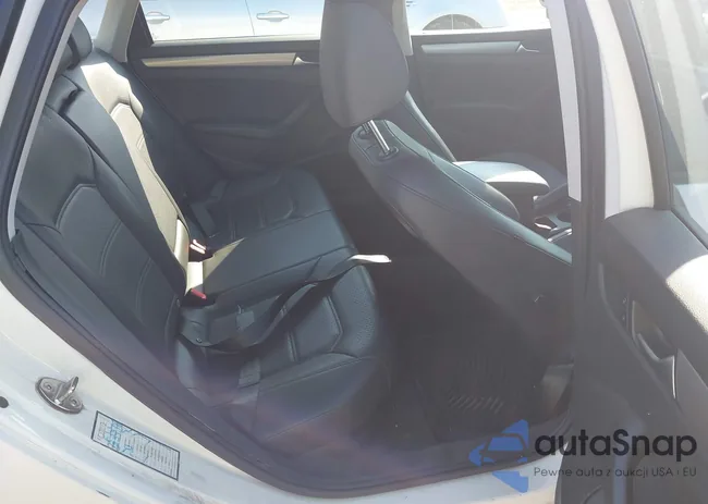 1VWAT7A35FC048725: 43284846