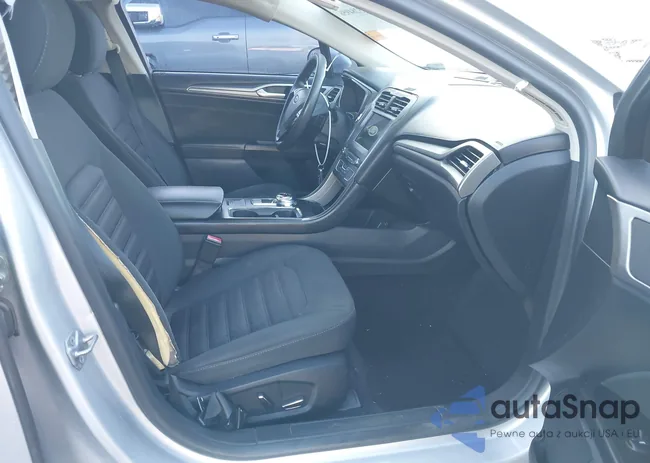 3FA6P0HD1HR321916: 43284956