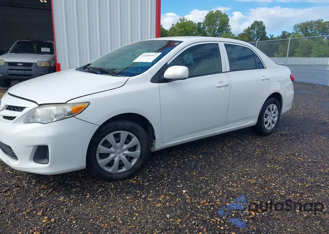 2T1BU4EE2DC103733: 43285317