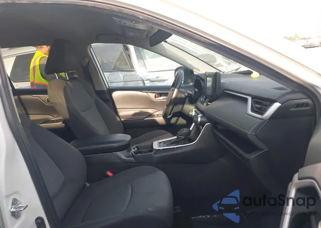 2T3W1RFV8MW118975: 43284681