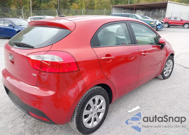 KNADM5A32D6176236: 43285803