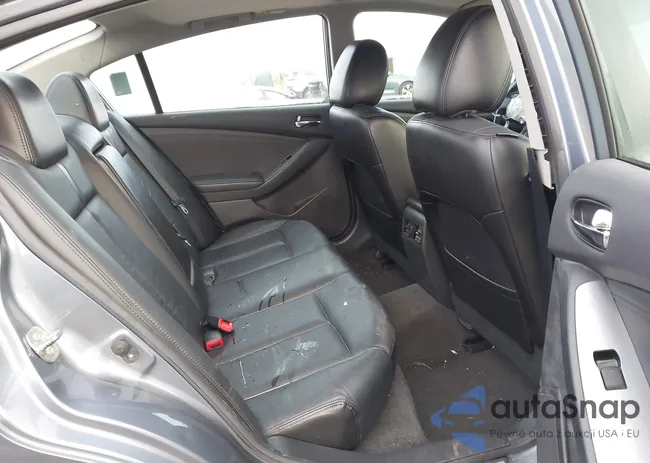 1N4AL2AP6BN418299: 43285839