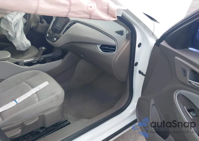 1G1ZC5ST3JF161274: 43285855