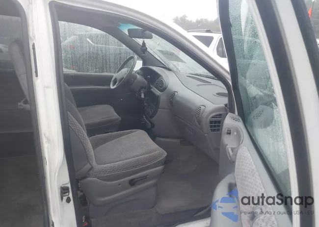 2B4GP44G6YR719227: 43285912