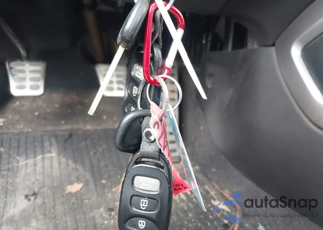 KMHTC6AD6DU155445: 43285405