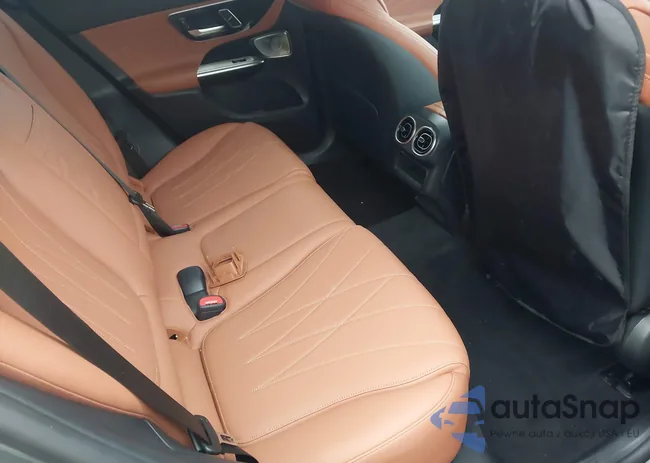 W1NKM4HB1PU030386: 43285570