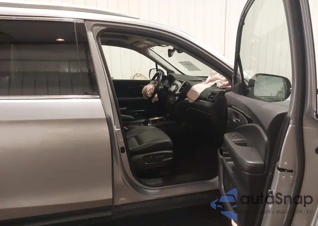 5FNYF6H08HB082095: 43286957