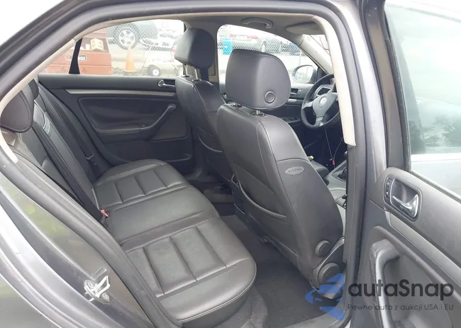 3VWST71K05M647895: 43286963