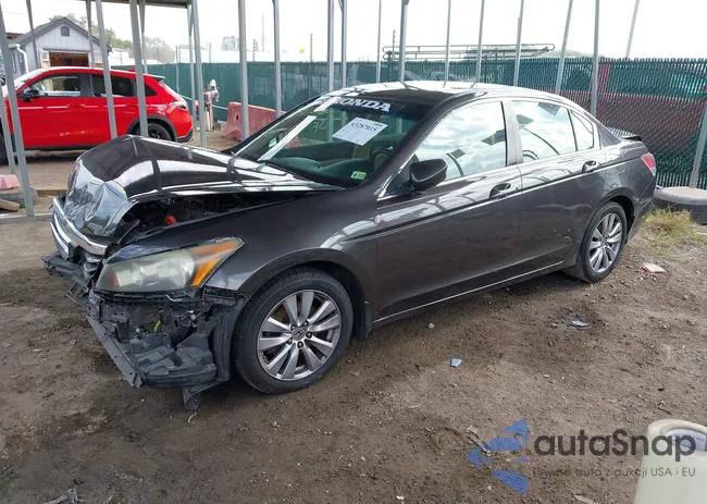 1HGCP2F8XBA026959: 43287015