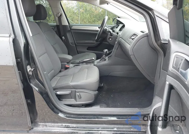 3VWC17AU3GM516670: 43287033