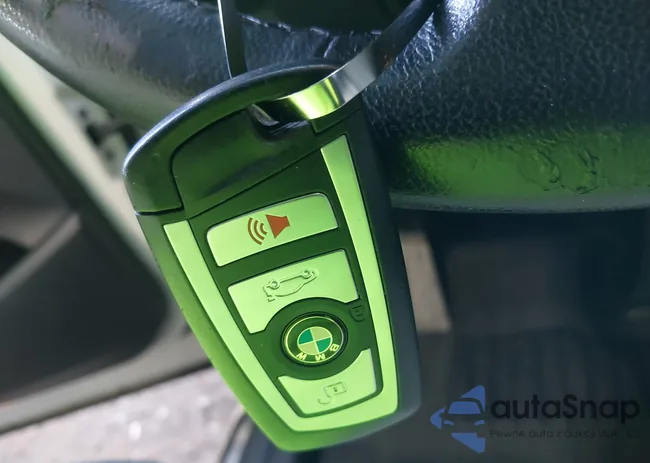 5UXWX9C53F0D46779: 43287037