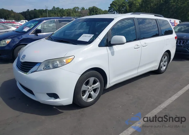 5TDKK3DC2CS272608: 43287126