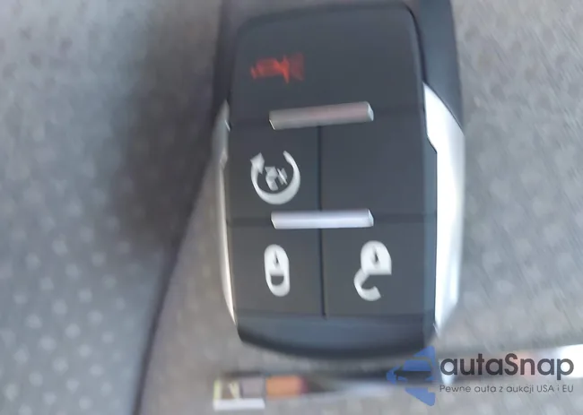 3C6UR5CL3RG270432: 43287189