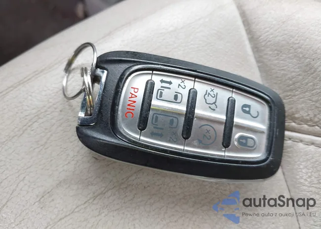 2C4RC1EG4HR513800: 43287194