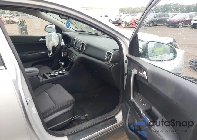 KNDPMCAC6H7144958: 43287287