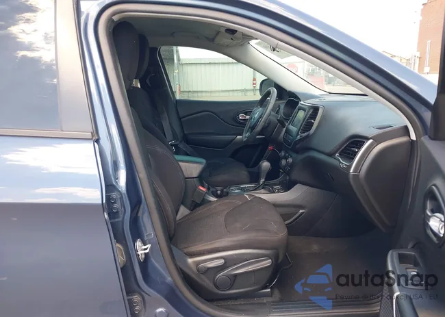 1C4PJLCB3LD619036: 43287300