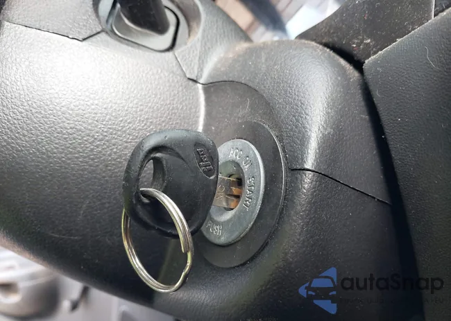 KMHCM36C39U118100: 43287342