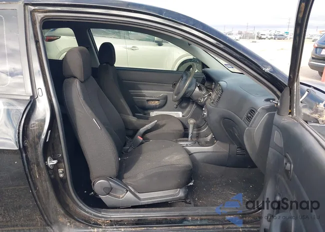 KMHCM36C39U118100: 43287342