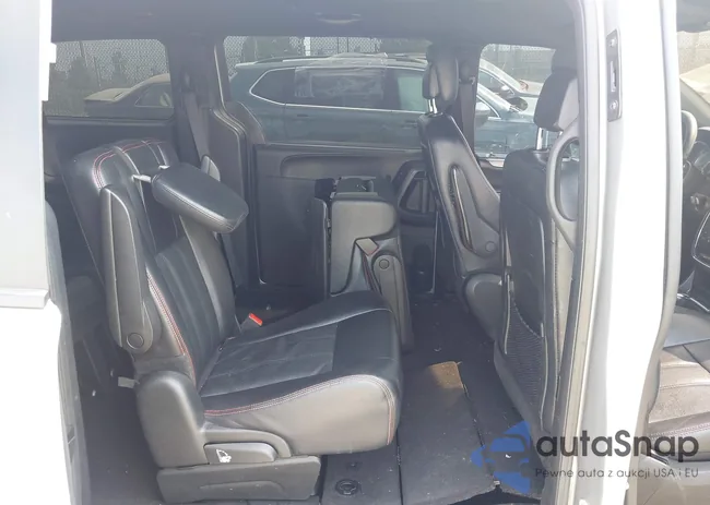 2C4RDGEG6KR595049: 43287365