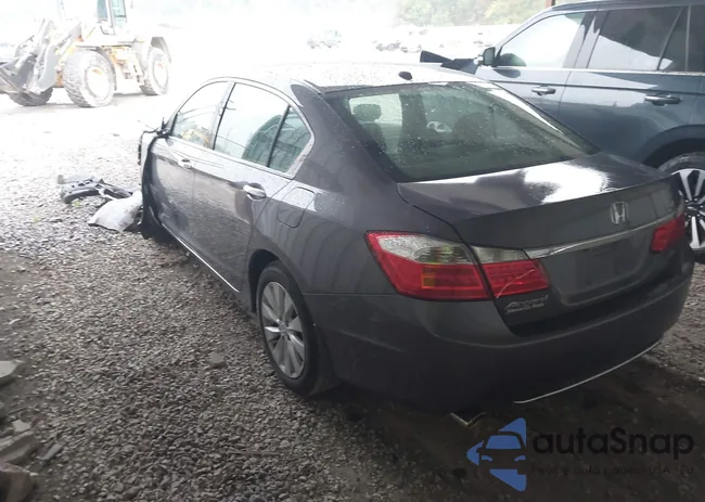 1HGCR3F87FA012801: 43286442