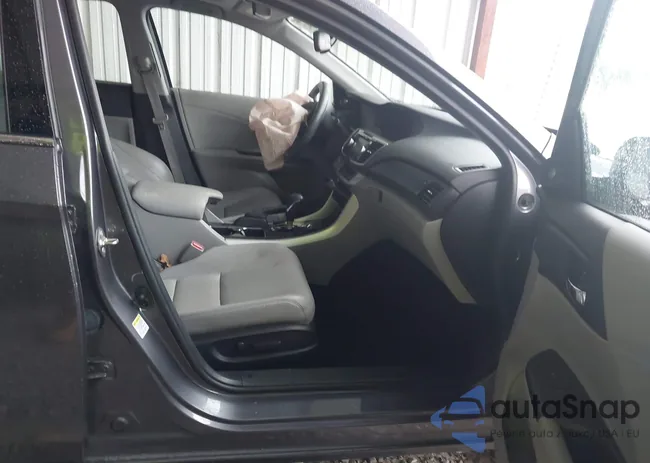 1HGCR3F87FA012801: 43286442