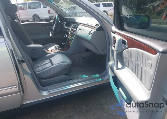 WDBJF70H2XA766591: 43286466