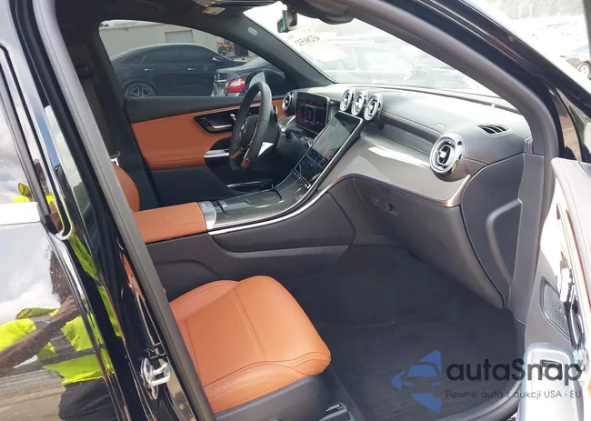 W1NKJ4HB1SF296948: 43286532