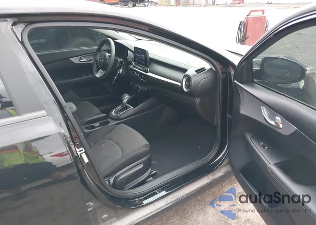 3KPF24AD8NE424781: 43286737