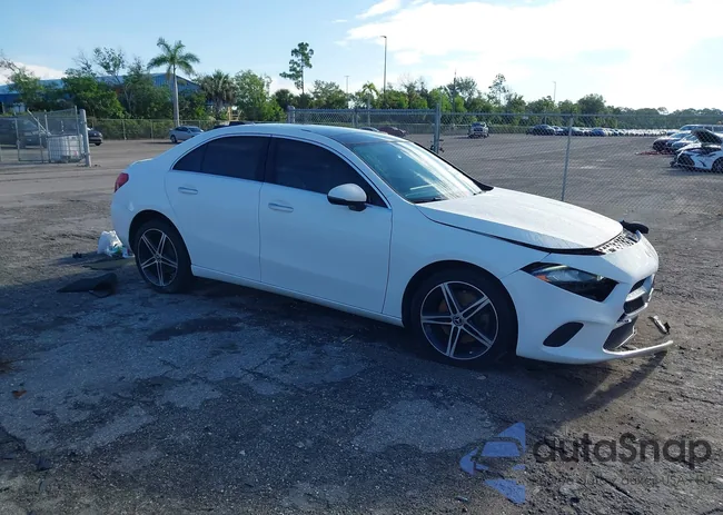 WDD3G4EB9KW006010: 43286746