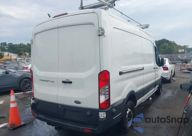 1FTYR2CM1HKB25222: 43287809