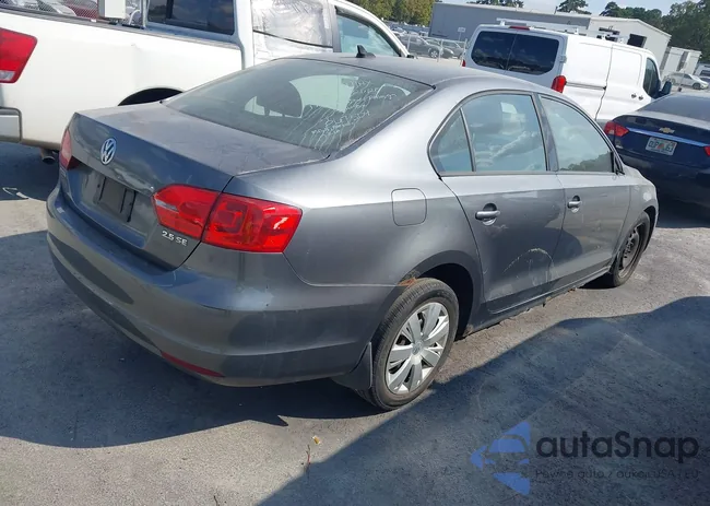 3VWDZ7AJ2BM367504: 43287848