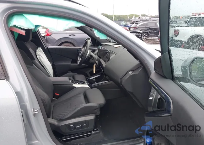 5UX53GP03S9Y68602: 43287855