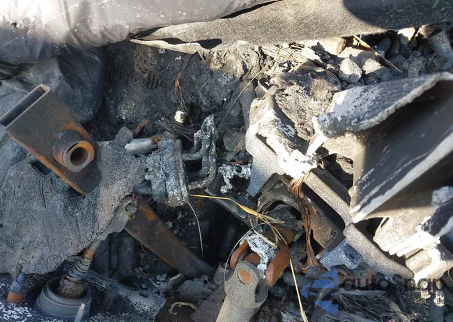 5YJSA1E57MF440482: 43287860