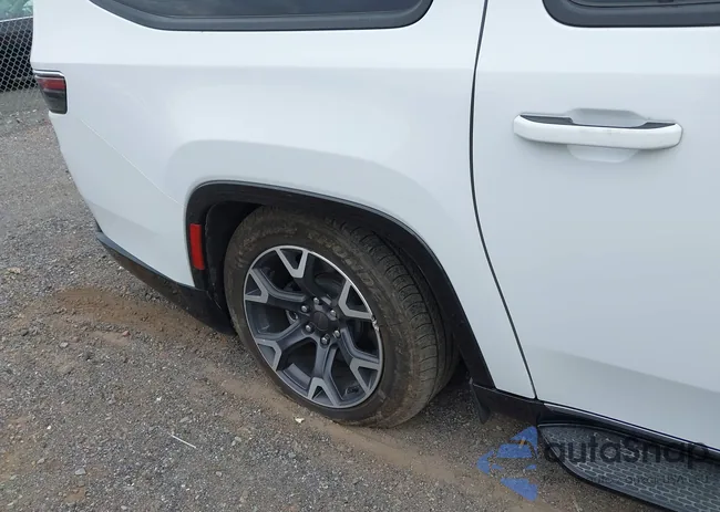 1C4SJSDP0RS105065: 43287863