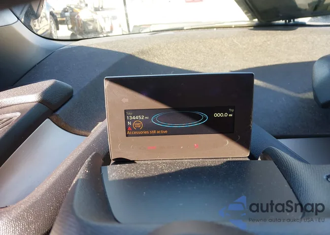 WBY1Z8C52HV551561: 43288092