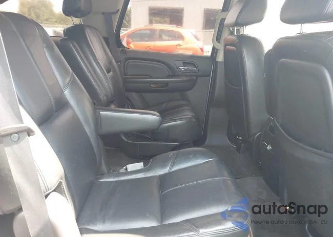 1GKFK638X8J245598: 43288124