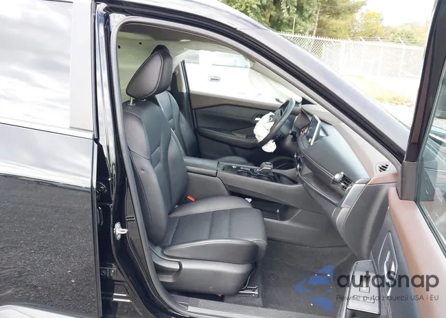 JN8BT3BA9PW430368: 43288131